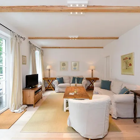 Altes Komoedienhaus - Schloss * Gelting