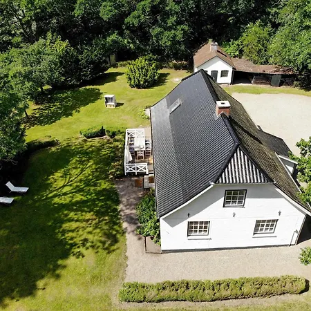 Altes Komoedienhaus - Schloss